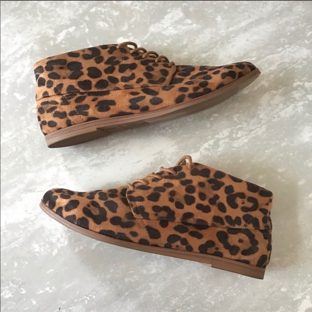 Dolce Vita Leopard Ankle Booties (7 1/2)